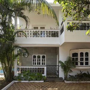 Larisa Beach Resort